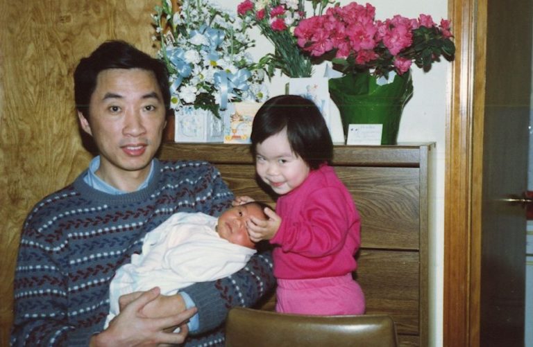 awkardfamilyphotos.com