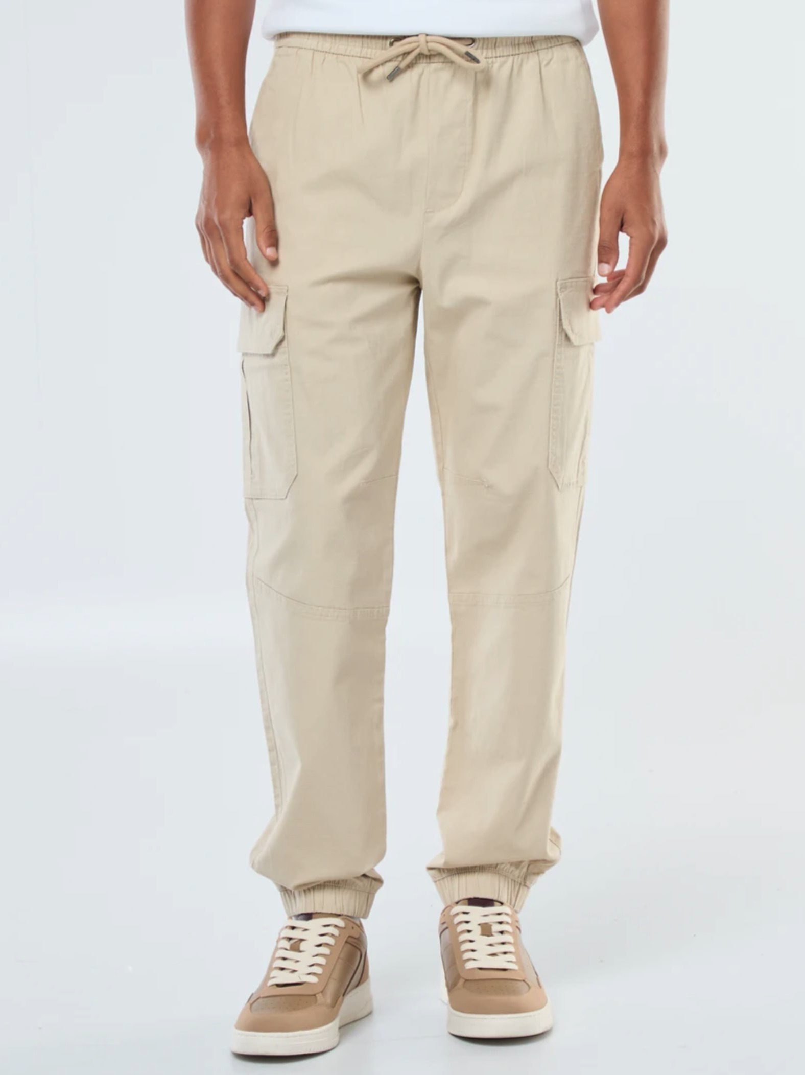 Le confort du jogging avec l'allure d'un pantalon stylé